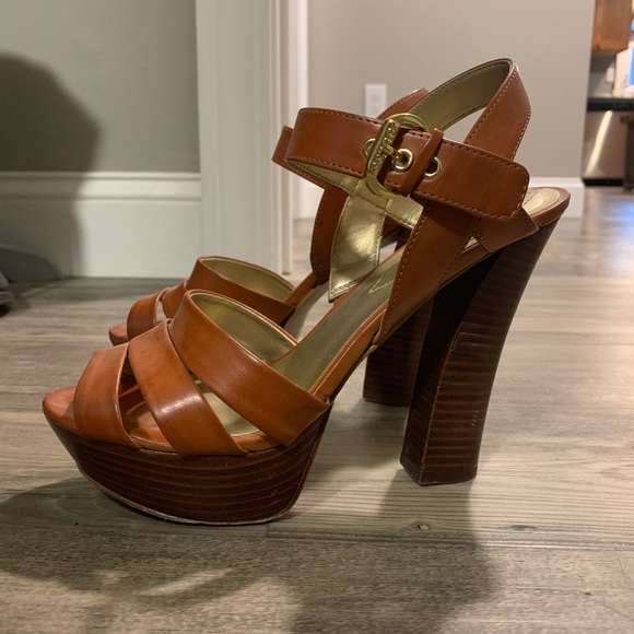 Guess sandal - Picture 3 of 4